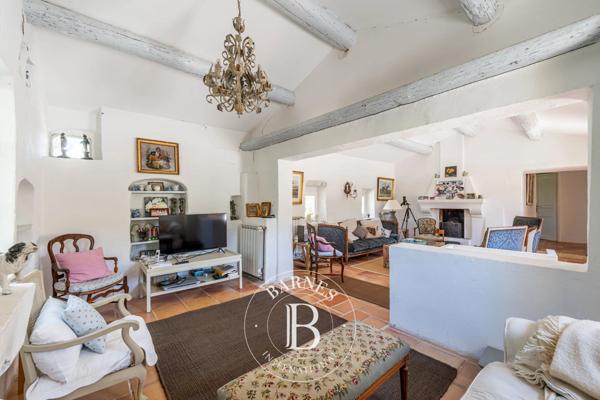 Céreste-en-Luberon, Maison 5 Chambres -  240 m² à vendre