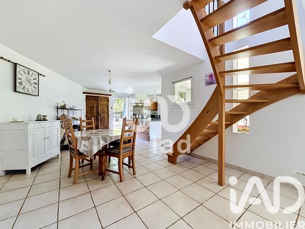 Maison à vendre 6 pièces 132 m² Saint-Didier