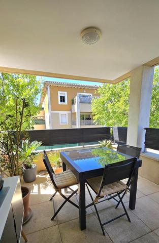 Appartement T3 - terrasse - 2 places de parking