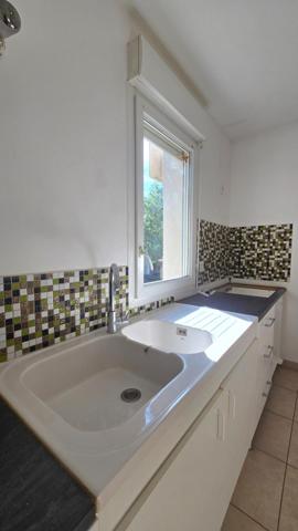 Appartement T3 - terrasse - 2 places de parking