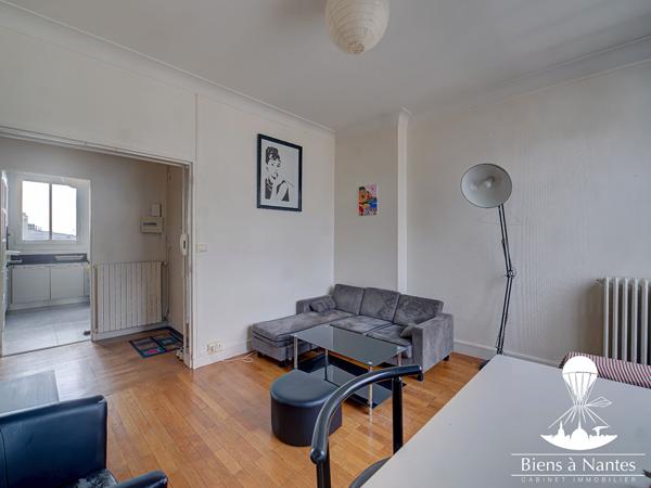 A vendre appartement T3 Hypercentre ascenseur et cave , Nantes A vendre appartement T3 Hypercentre ascenseur et cave , Nantes