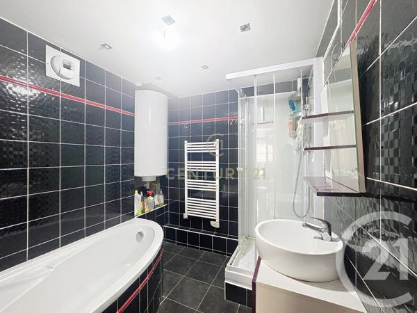 Appartement F3 à vendre  3 pièces - 72,64 m2 NOISY LE GRAND - 93