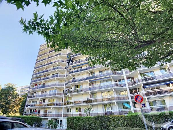 Appartement F3 à vendre  3 pièces - 72,64 m2 NOISY LE GRAND - 93