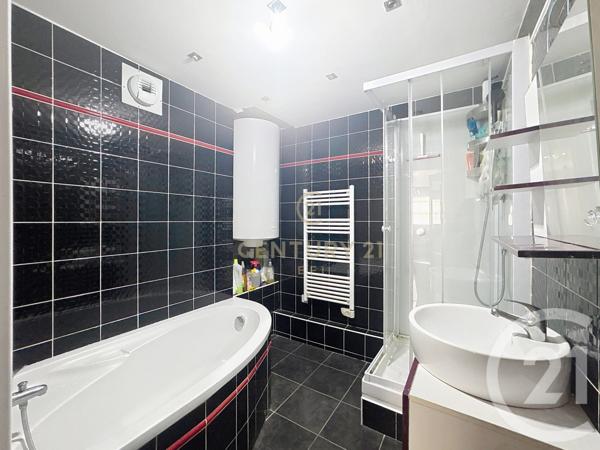 Appartement F3 à vendre  3 pièces - 72,64 m2 NOISY LE GRAND - 93