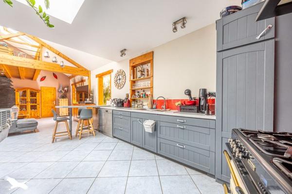 Maison à vendre |  Mauzé-sur-le-Mignon |  6 pièces | 145 m²