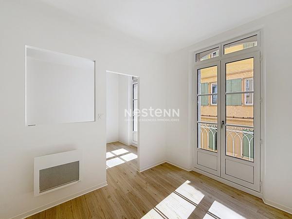 Studio refait à neuf - 2ème étage - proche du Campus Mailly 32.22 m2
