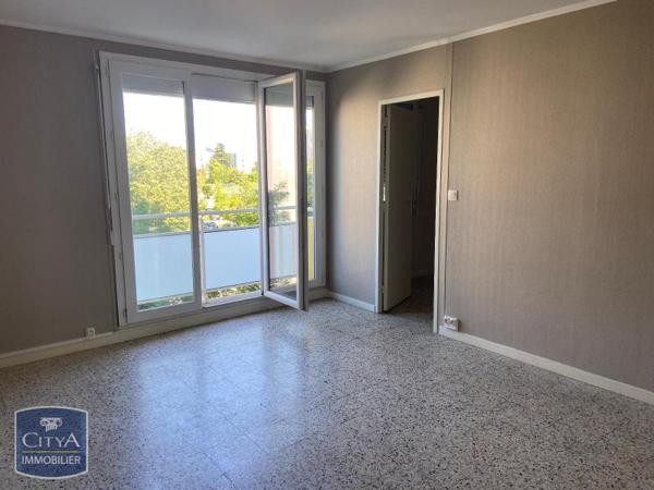 Appartement à louer 4 pièces 65.1m²