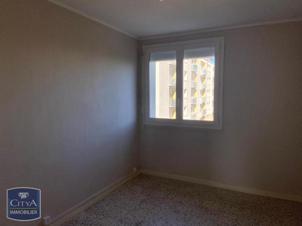 Appartement à louer 4 pièces 65.1m²