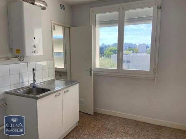 Appartement à louer 4 pièces 65.1m²