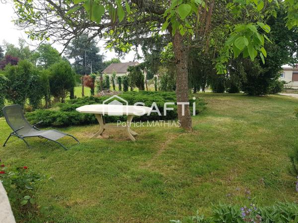 Proche de Villeneuve Sur Yonne maison d architecte