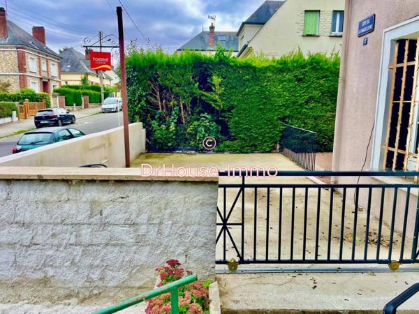 Immeuble à vendre de 242 m²