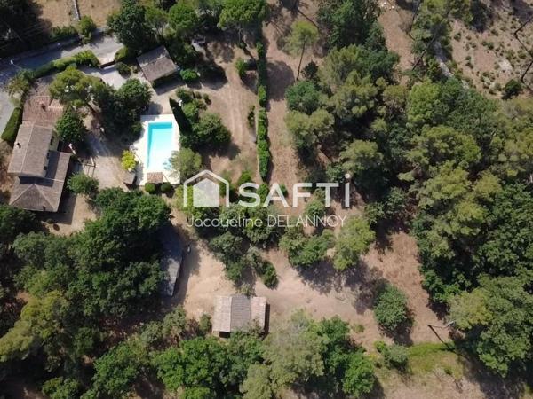 PROPRIÉTÉ ÉQUESTRE, 2 MAISONS, 11000 m² DE TERRAIN