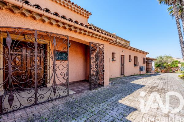 Maison à vendre 9 pièces 420 m² Puget-sur-Argens