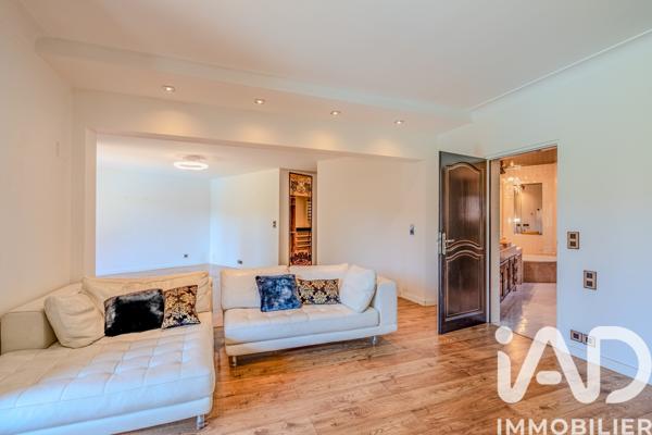 Maison à vendre 9 pièces 420 m² Puget-sur-Argens