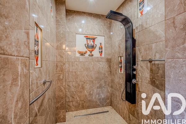 Maison à vendre 9 pièces 420 m² Puget-sur-Argens