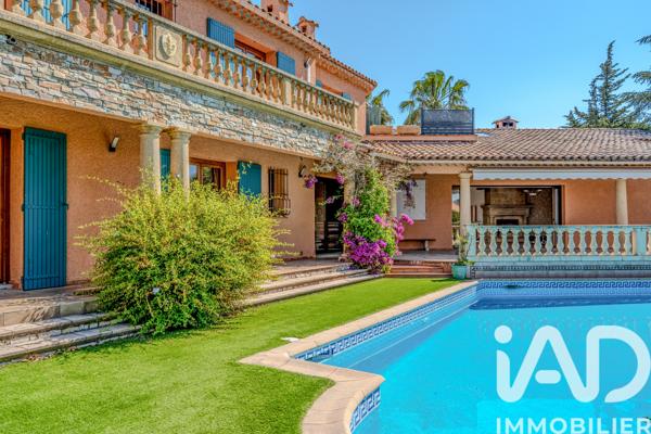 Maison à vendre 9 pièces 420 m² Puget-sur-Argens