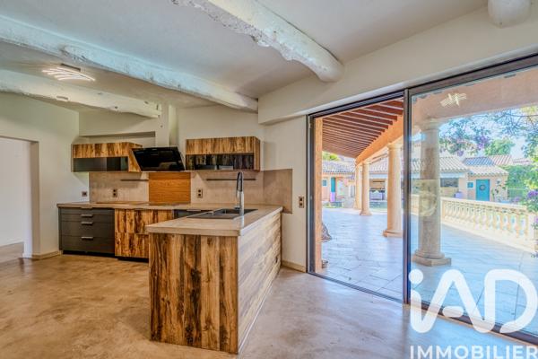 Maison à vendre 9 pièces 420 m² Puget-sur-Argens