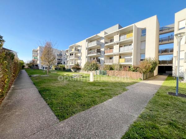 Appartement à vendre 3 pièces VAULX EN VELIN (69)
