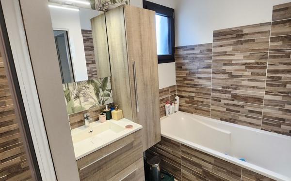 Maison à vendre    3 pièces •  La Limouzinière