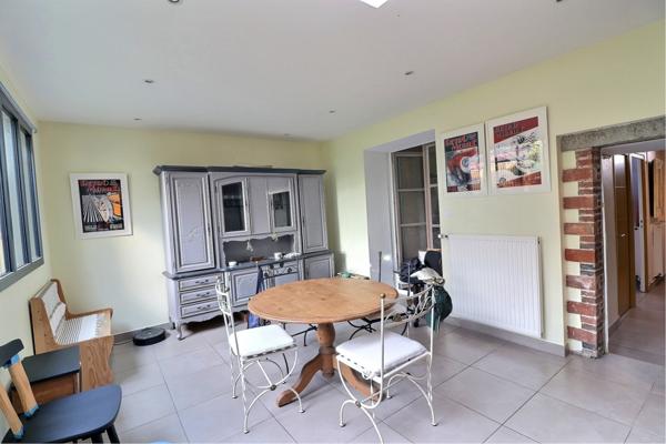 Landerneau (29800) LANDERNEAU MAISON DE VILLE DE CARACTERE DE 295 m2 JARDIN ARBORE 539 m2