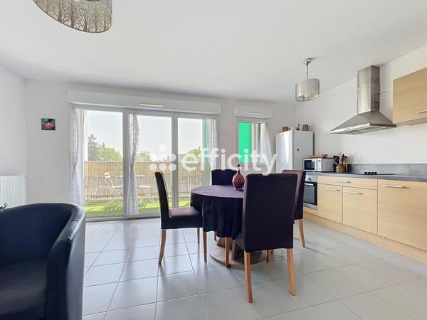 Appartement
         3 pièces
        - 61 m² 169 800 € *