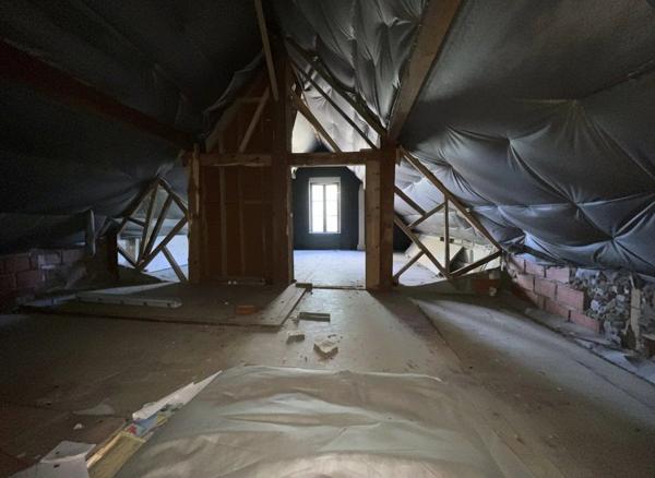 Vente                                                      Maison
                        
                     3 pièces                      71 m2                     à Meslay-le-Vidame