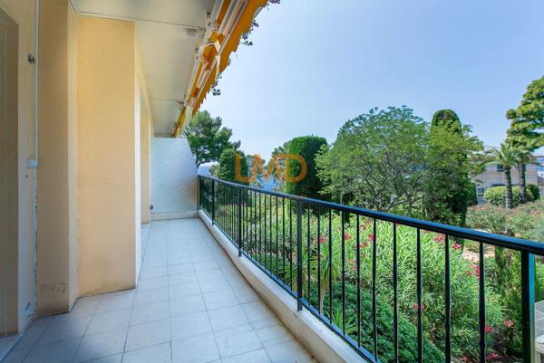 Cap D'Ail (06): Superbe Appartement 3 Pièces de 90m2 ,Piscine