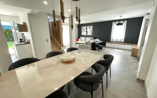 Maison à vendre    5 pièces •  Saint-Pierre-du-Perray