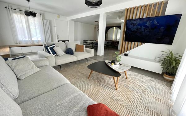 Maison à vendre    5 pièces •  Saint-Pierre-du-Perray