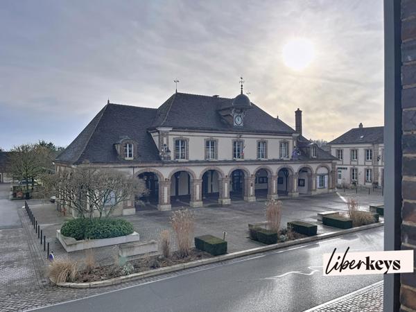 Immeuble de rapport – 2 appartements – 114 m² – Centre La Ferté-Vidame – Cour et jardin clos