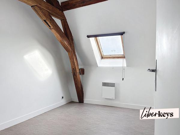 Immeuble de rapport – 2 appartements – 114 m² – Centre La Ferté-Vidame – Cour et jardin clos