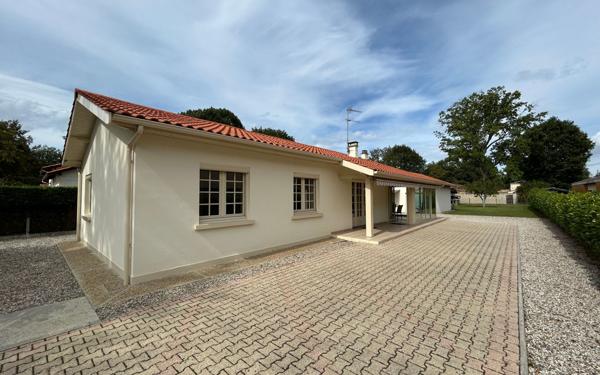 Maison à vendre    4 pièces •  Pessac