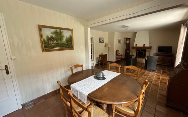 Maison à vendre    4 pièces •  Pessac