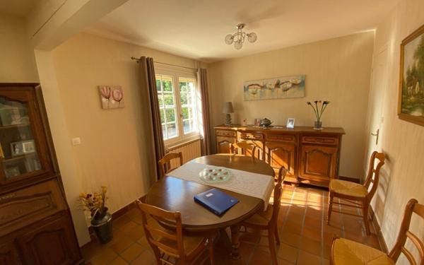 Maison à vendre    4 pièces •  Pessac