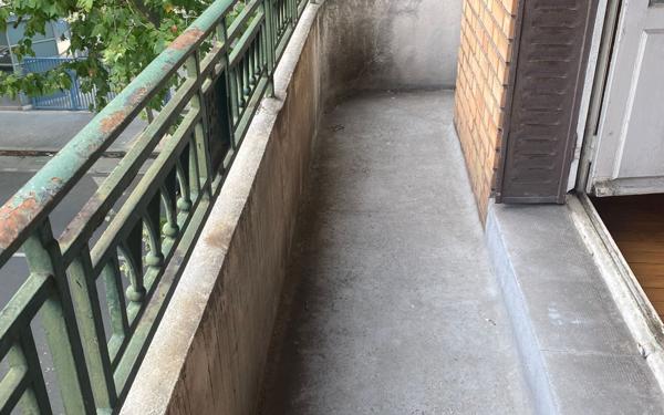 Appartement à vendre    4 pièces • 103,65 m2 Paris 19