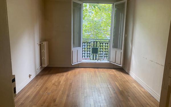 Appartement à vendre    4 pièces • 103,65 m2 Paris 19