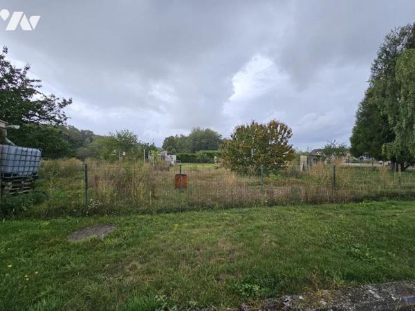 Maison avec grand terrain, garage & atelier-La Ville-aux-Bois-les-Pontavert (02160)