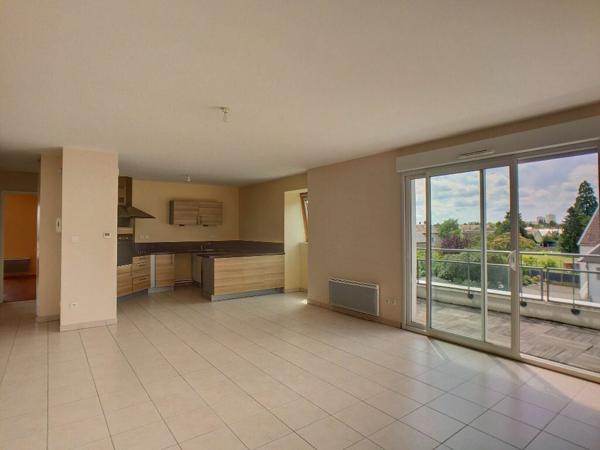Appartement à louer    3 pièces • 80,59 m2 Saint-Jean-le-Blanc
