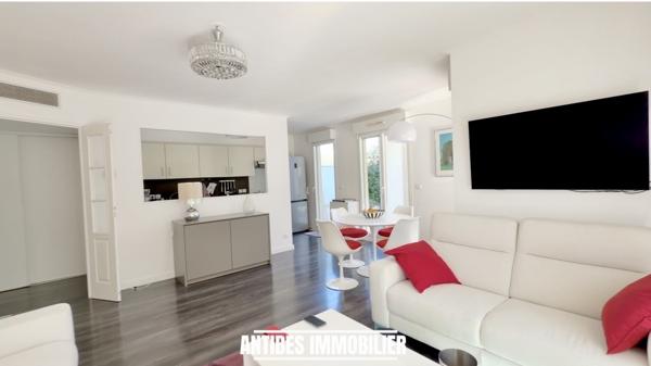 Antibes (06600) ANTIBES COMBES STANDING 3P 65M2 Piscine pool house GARAGE et Parking Privatif