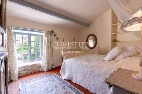 30 minutes de Saint Emilion, beau Manoir avec 5 chambres