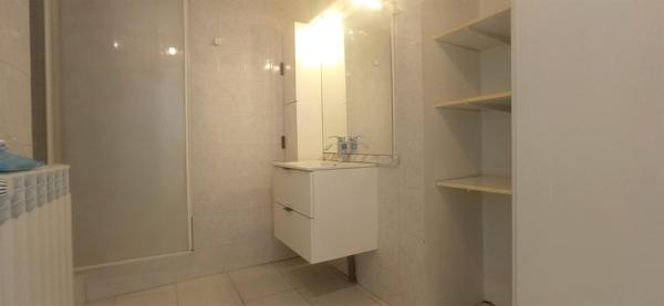 Maison T4 des années 50 avec grand Atelier et 2 grands garages