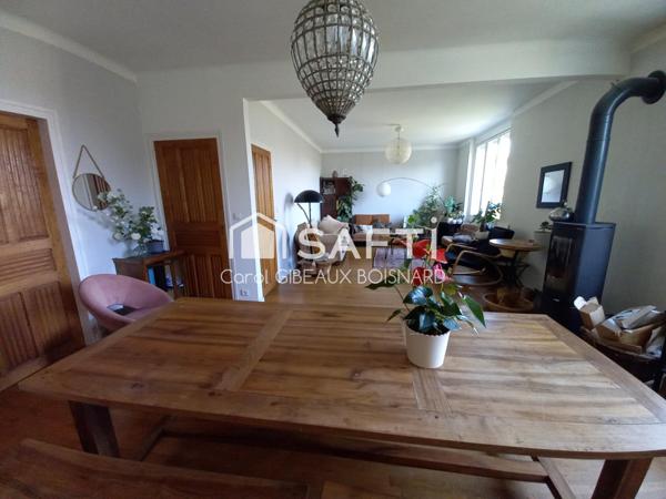 Pavillon 6 chambres avec grand jardin au coeur de Châteaudun