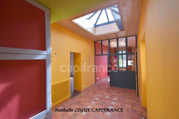 CHALLANS , ( 85 ) Vendée centre ville à vendre Maison vente à terme libre 123 m² , terrain 375 m² puits