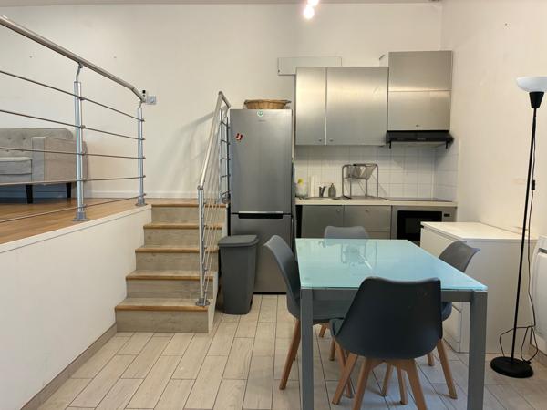 Paris (75016) A louer loft 39m² meublé sur 2 niveaux 75116 Paris