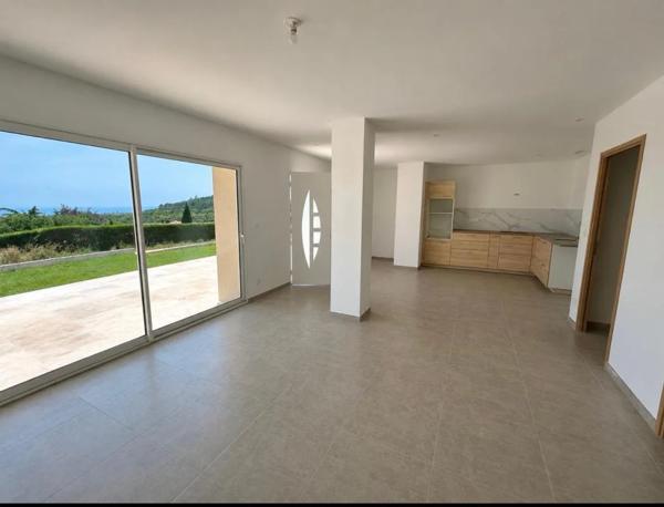 Appartement à louer à Chapelle-Villars (42410)