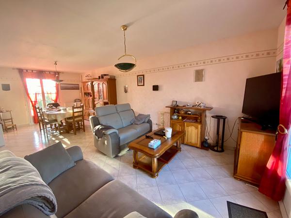 Pavillon 3 chambres lumineux avec vue sur les vignes - ÉPIEDS, proche Saumur