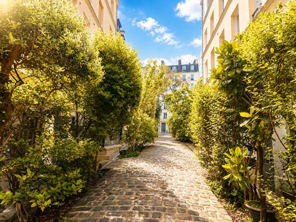 Studio 15m2 , calme et lumineux, rue Oberkampf