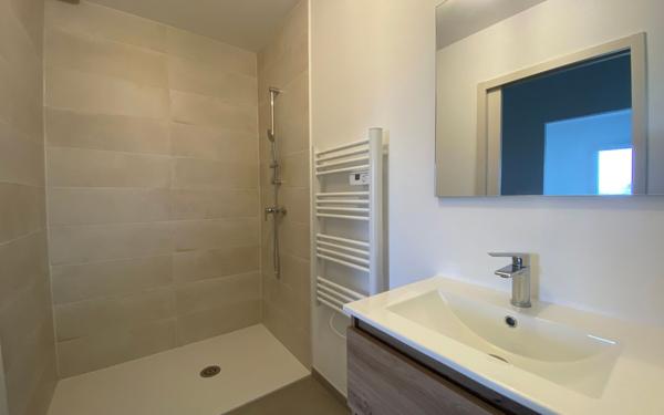 Maison à louer    4 pièces •  Teulat