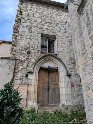 ancienne maison des templiers à SALINS LES BAINS (JURA )
