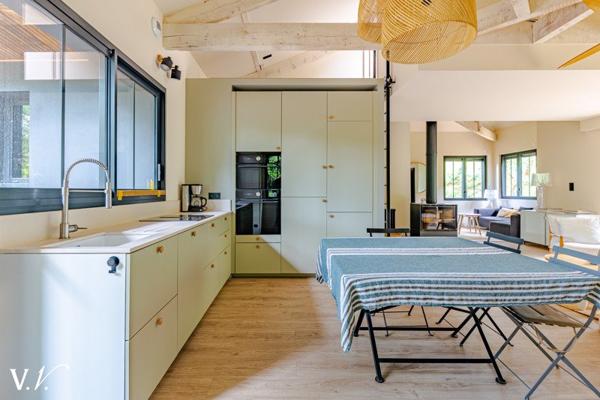 Maison à vendre 1 766 050 € Lège-Cap-Ferret 6 p 136 m² DPE C